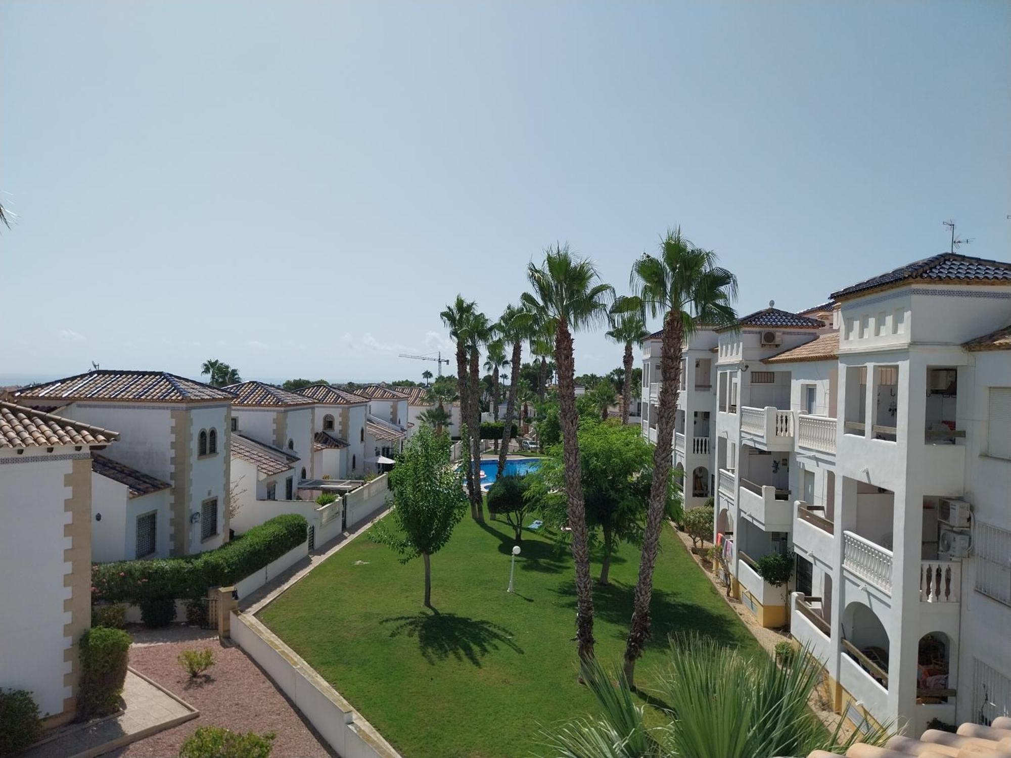 Charming Apartment In Front Of Villamartin Golf And Plaza Exterior photo